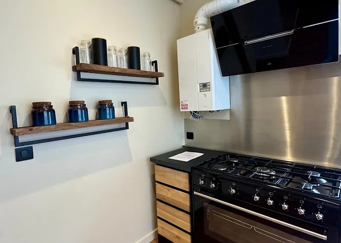 Garden - Center Of - Parking *