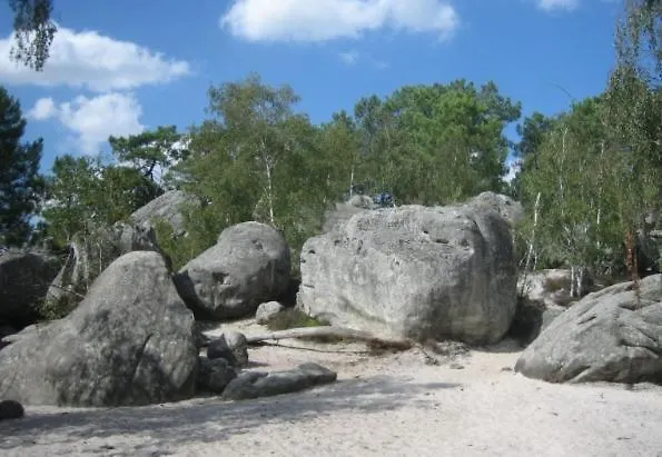 Garden - Center Of - Parking *